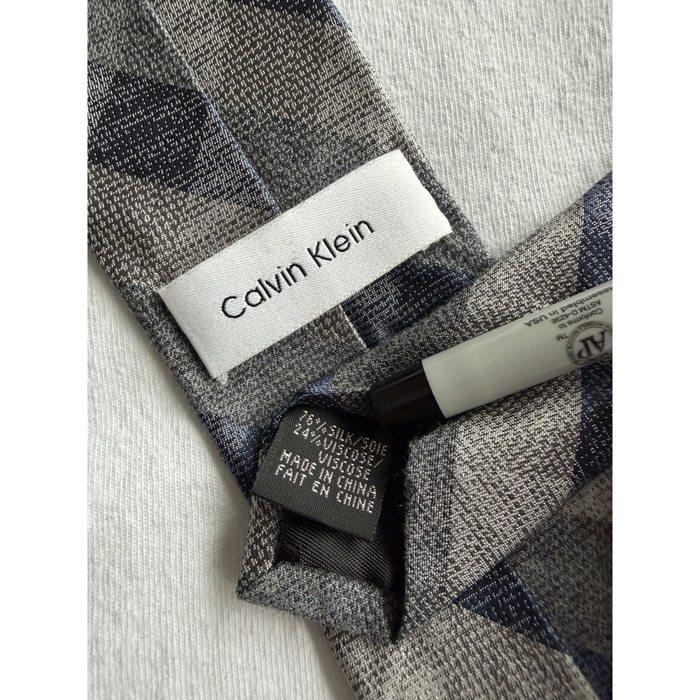 Calvin Klein Blue Silver Plaid Tartan Check Skinny 2.5" Silk Blend Tie Necktie